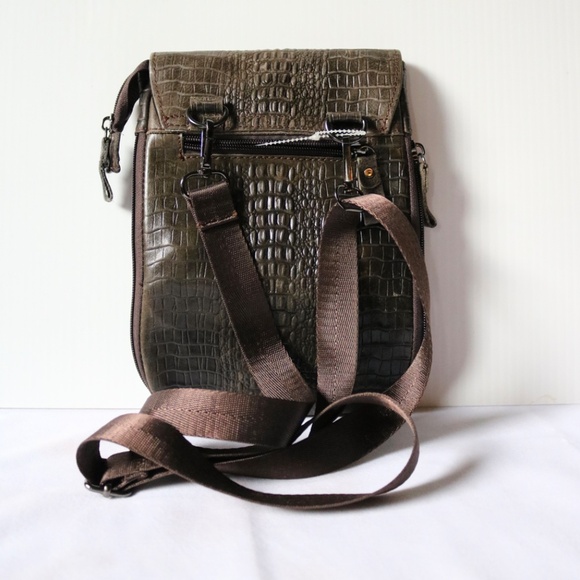 Small Messenger Bag Crossbody Purse Faux Croc Alligator Leather Brown Textured - Picture 2 of 11
